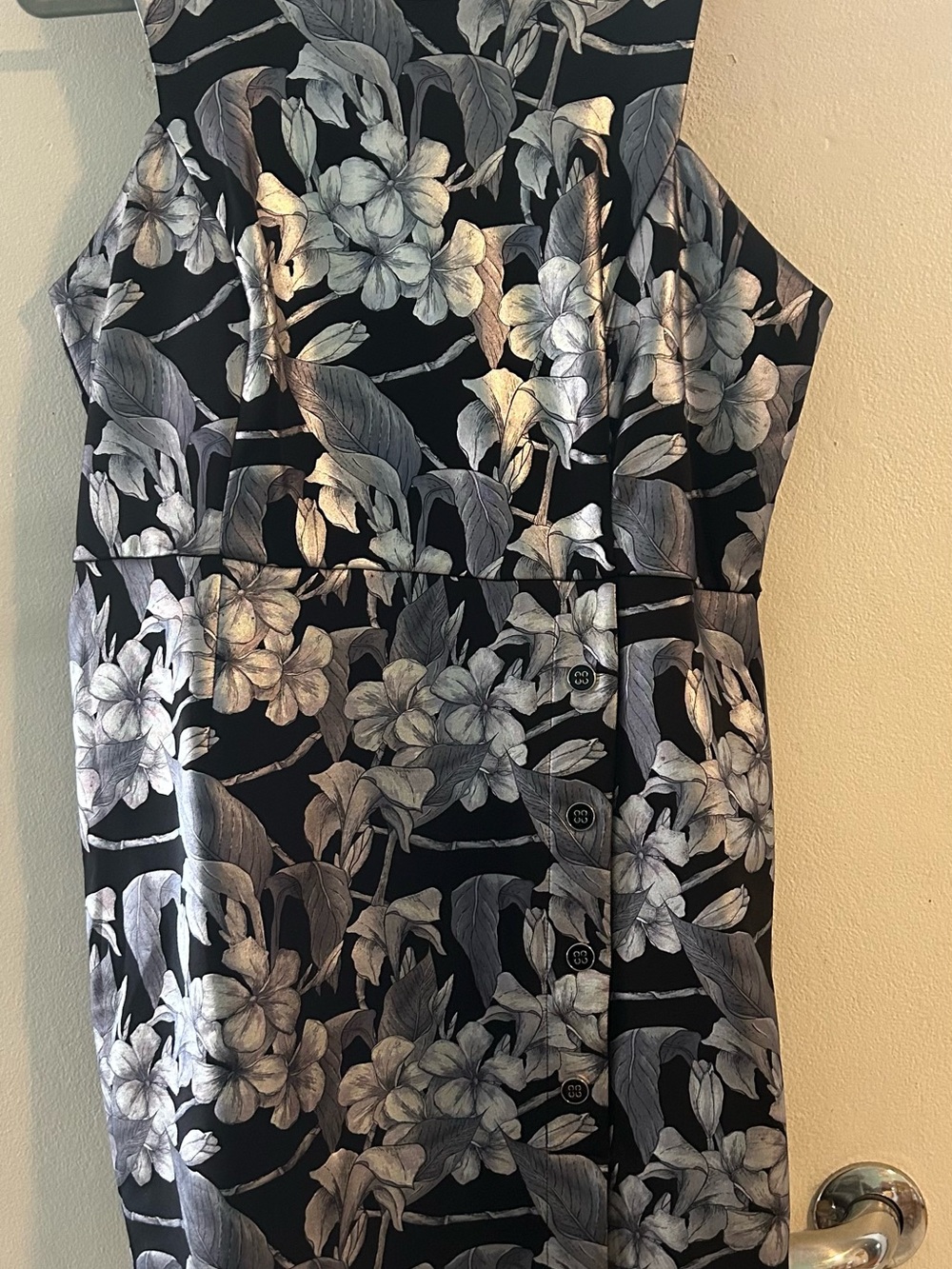 Sleeveless Black Floral Midi Dress